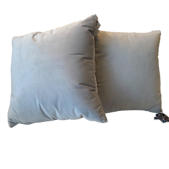 NWT Scott Living throw pillows.  Gray in color. - Picture 8 of 11